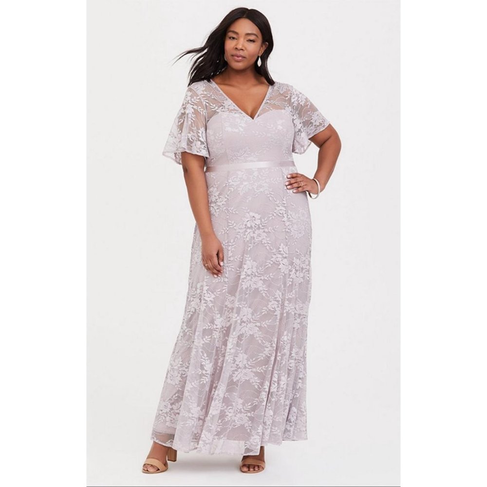 Torrid Special Occassion Lilac Purple Lace Gown Maxi Dress Formal Wedding 22